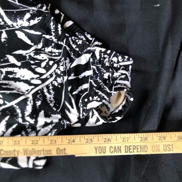 Vtg Black and White One Piece Swimsuit - Picture 11 of 13